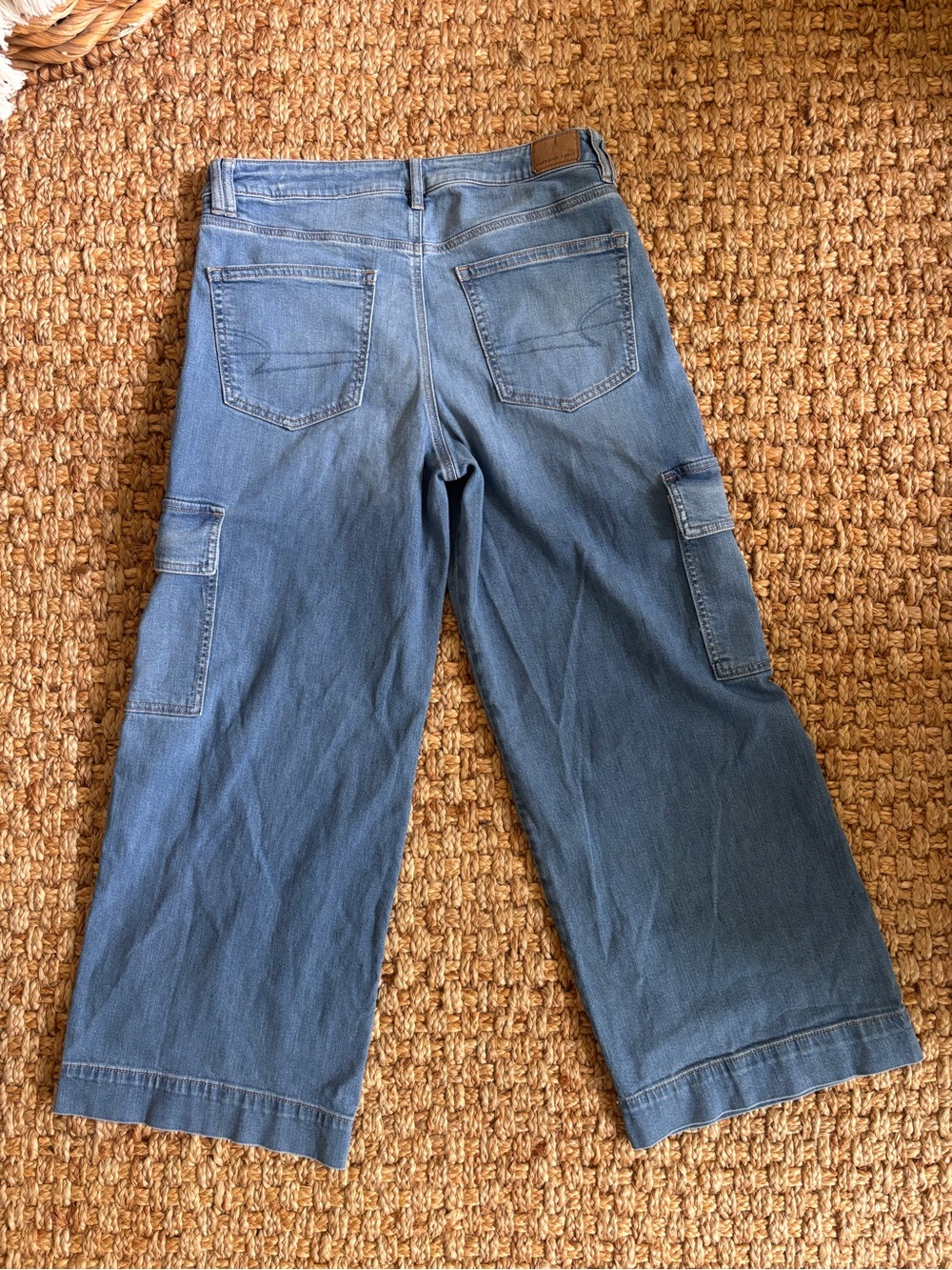 American Eagle Outfitters Light Blue Wide-Leg Cargo Jeans - Picture 2 of 6